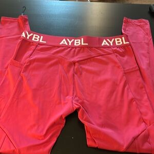 AYBL New Woman’s Hot Pink Leggings with pockets XL